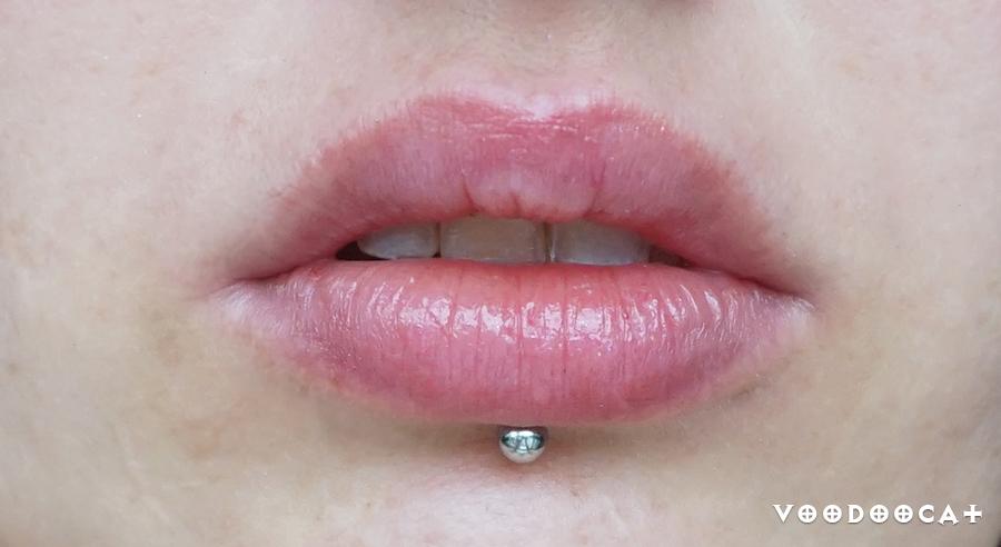 Блеск увеличивающий объем губ Eveline cosmetics volume lip explosion оттенок 432